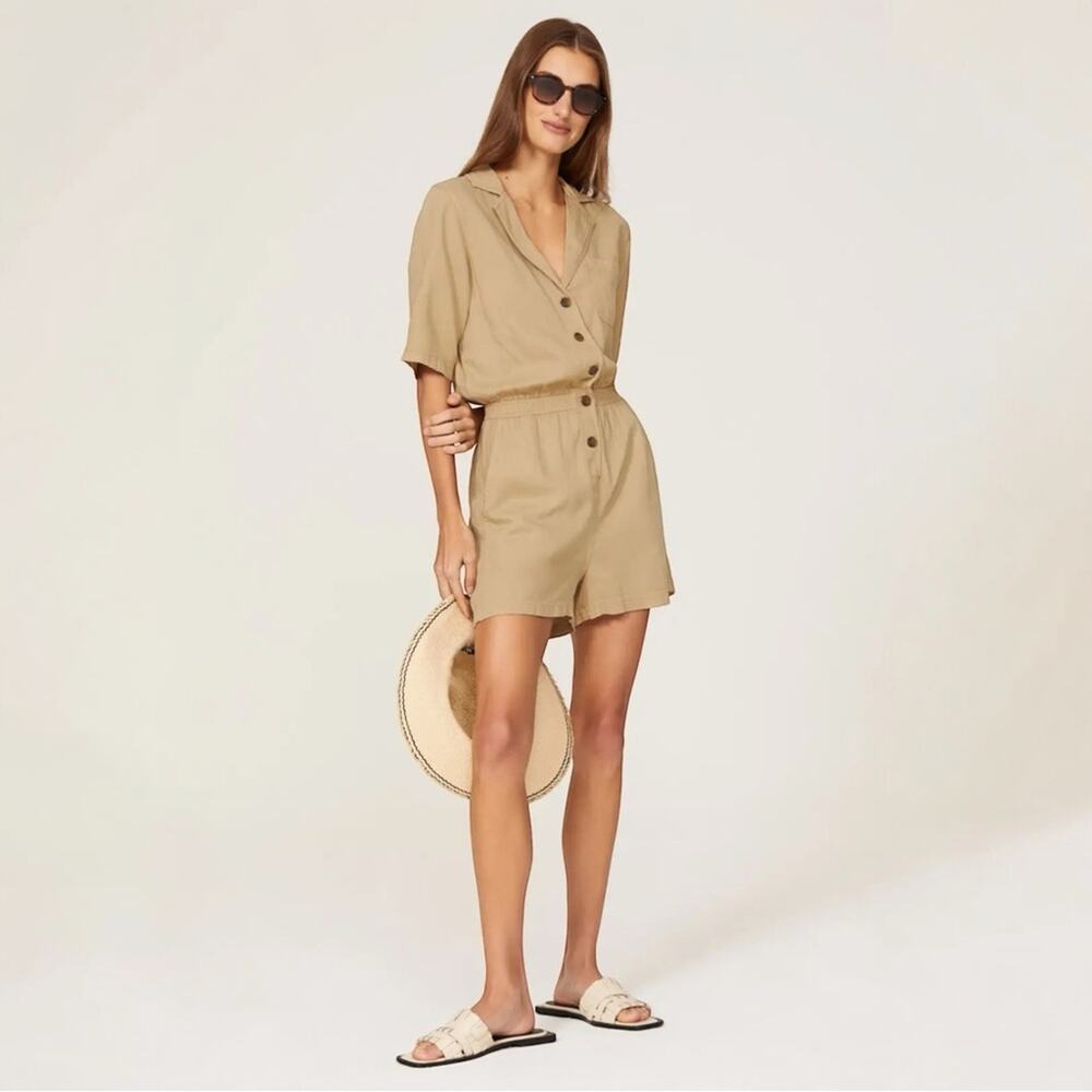 Faherty Arlie Beige Romper Shorts Size Medium - Picture 11 of 11
